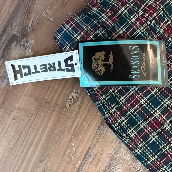 Retro Plaid Stirrup Pants - Picture 3 of 6